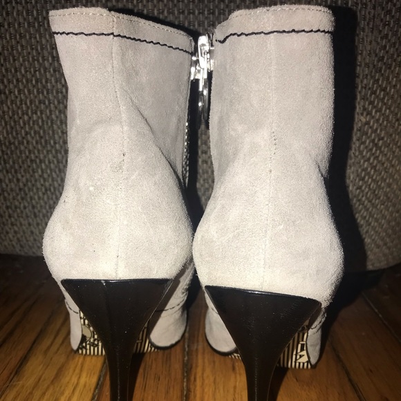 Harajuku Lovers Gwen Stefani Ankle Boots Open Cut Out Grey Gray Suede Leather 9 - Picture 13 of 16